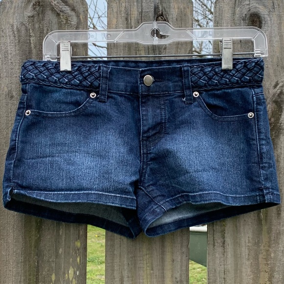 Forever 21 Pants - Forever 21 Denim Shorts Size 25